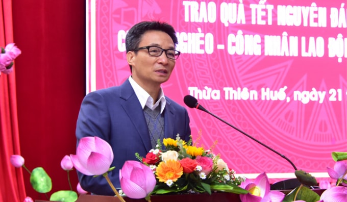pho thu tuong vu duc dam trao qua tet cho nguoi co hoan canh kho khan tai hue hinh 1