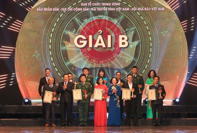 bieu duong su co gang vuot bac cua doi ngu nguoi lam bao voi su nghiep doi moi cua dang dat nuoc dan toc hinh 3