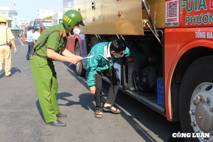 nghi duong tinh voi ma tuy tai xe phan tran do moi uong thuoc cam hinh 2