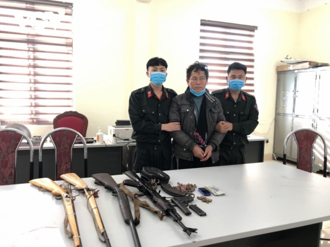 bat giu ke truy na dac biet nguy hiem luon ke ke vu khi nong hinh 1