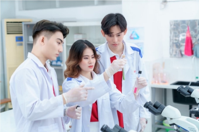 benh vien fv dao tao thuc hanh cho sinh vien nganh y truong dai hoc quoc te hong bang hinh 2