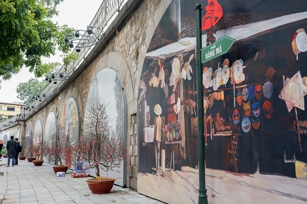 tet viet  tet pho xuan nham dan 2022 tai pho co ha noi hinh 1
