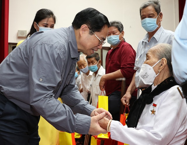 thu tuong don nguoi dan ve que an toan cham lo de moi nguoi deu co tet hinh 3