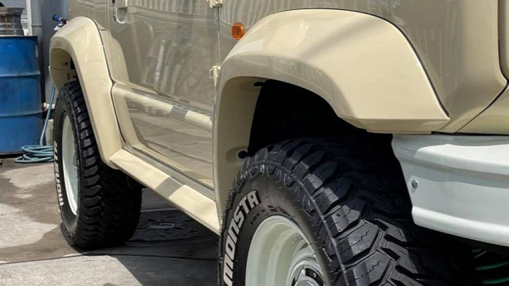 chiem nguong suzuki jimny do phong cach off road co gia chi hon 21000 usd hinh 9