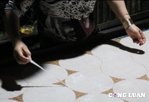 lang nghe banh phong do lua ngay can tet hinh 11