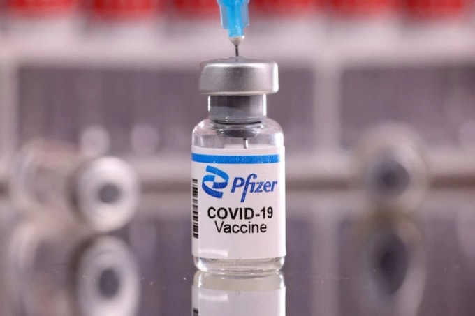 pfizer biontech thu nghiem vac xin omicron hinh 1