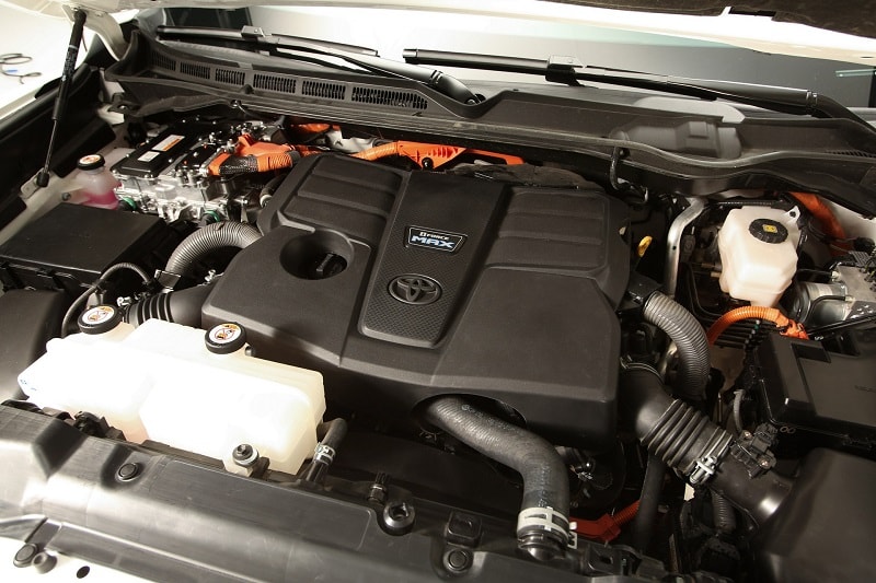 toyota dang phat trien ban tai hang nang de canh tranh voi ford f 150 raptor hinh 3
