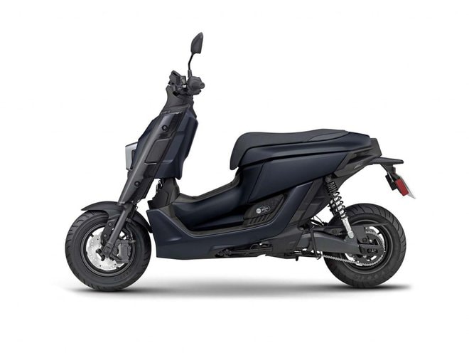 xe may dien yamaha emf ra mat gia ban tu 3578 usd hinh 1