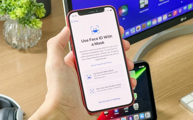 ios 154 giup nguoi dung mo khoa khi deo khau trang hinh 1