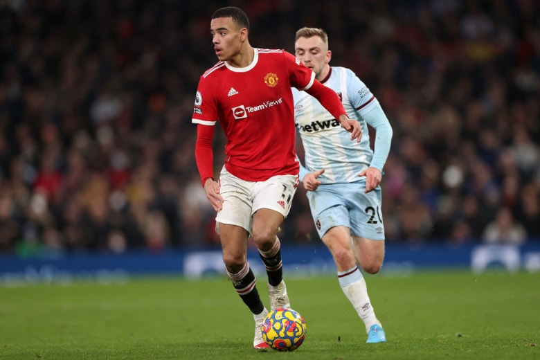 sao tre cua man utd bi to hanh hung ban gai hinh 2