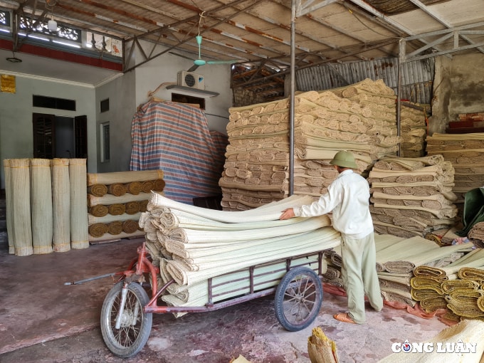 ghe tham lang nghe det chieu coi truyen thong tai huyen quang xuong thanh hoa hinh 3