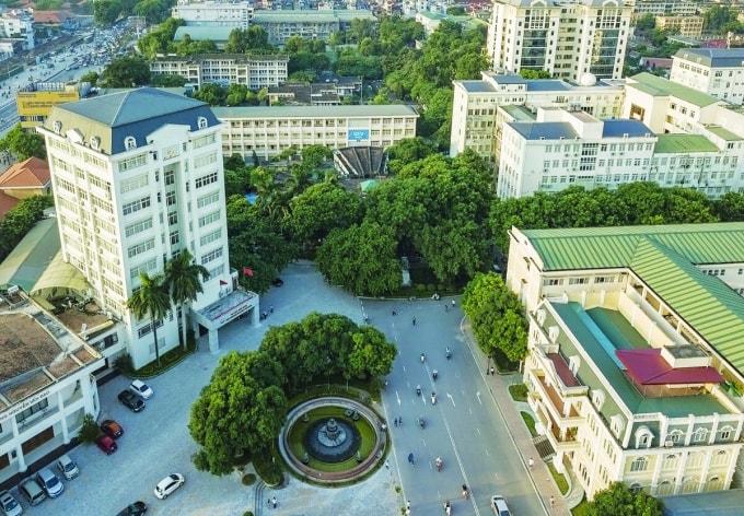 giao su nguyen dinh duc nguoi vuot qua dai dich ghi danh tren bang xep hang khoa hoc the gioi hinh 2