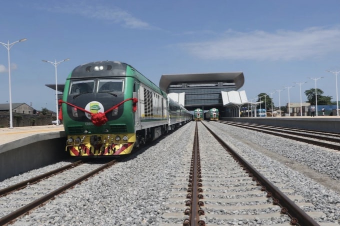 nigeria huong den chau au sau khi bi trung quoc bo roi hinh 1