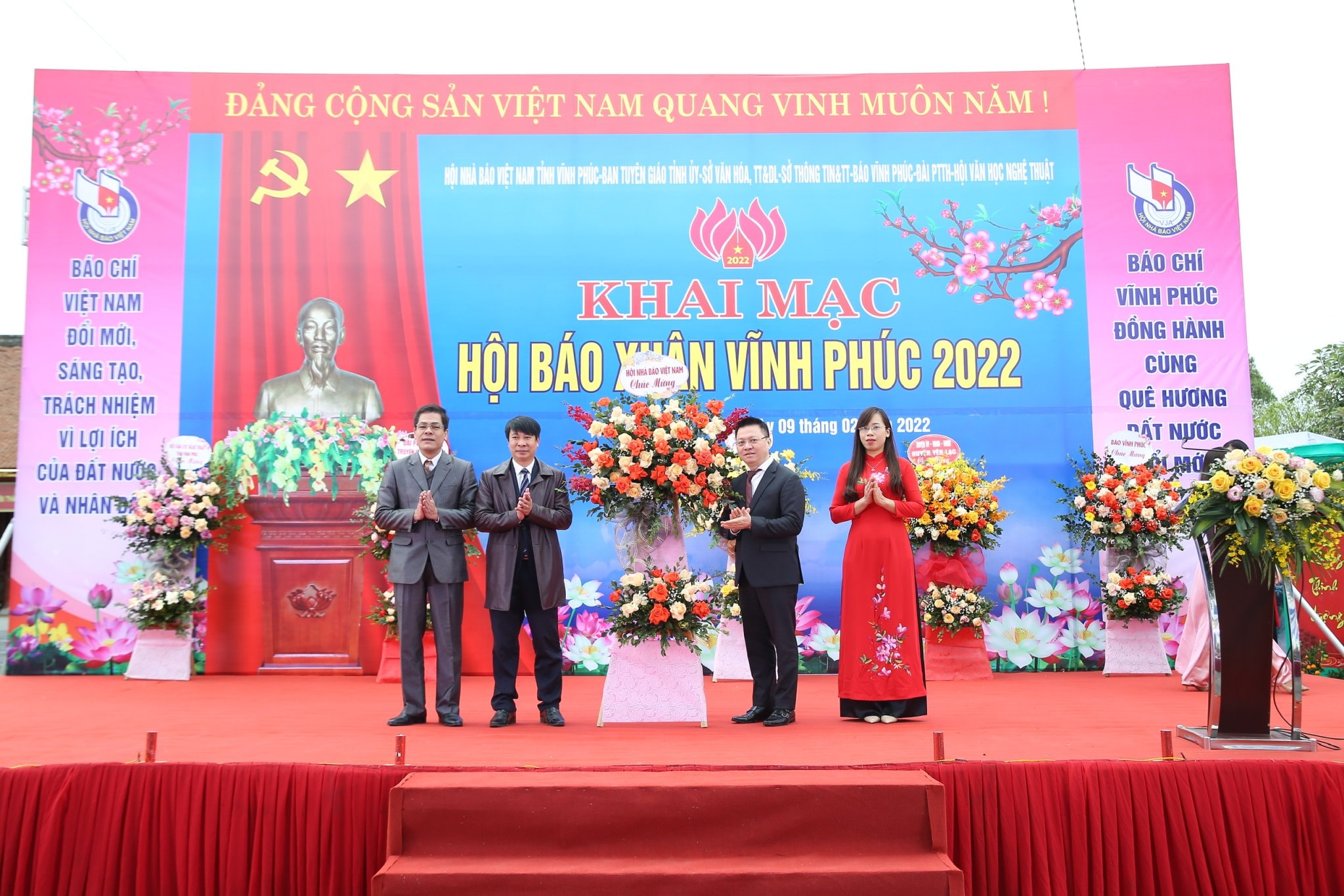 hoi bao xuan vinh phuc 2022 noi hoi tu van hoa doc ton vinh su phat trien cua bao chi hinh 1