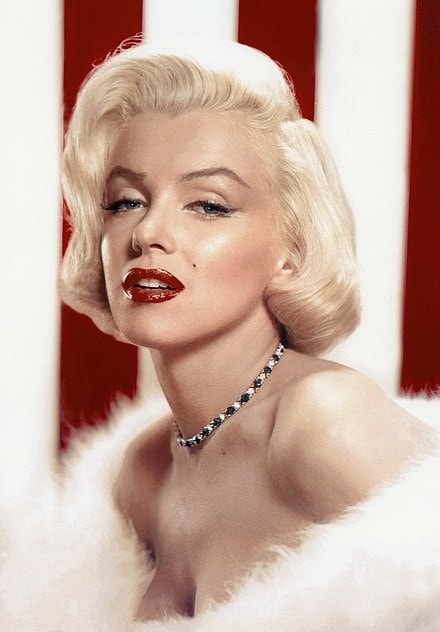 cuoc doi day bien co cua minh tinh tuoi dan marilyn monroe hinh 3