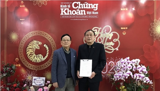 bonhiem ong nguyen viet viet giu chuc vu tong bien tap tap chi dien tu kinh te chung khoan viet nam hinh 3