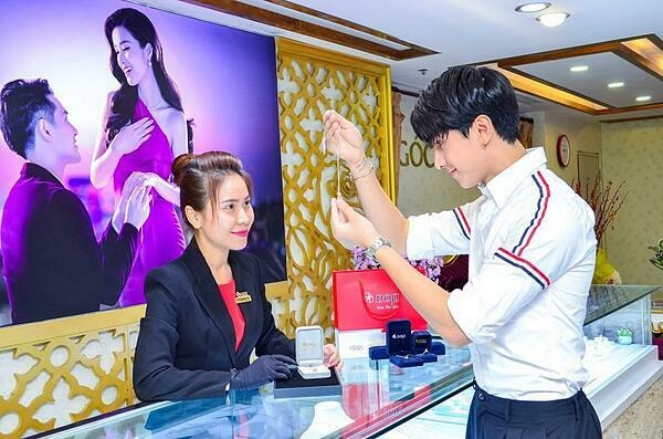 ngay valentine sao viet thuong tang qua gi cho nua kia cua minh hinh 4