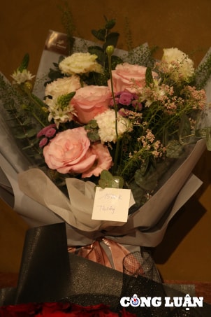 mua hoa lam qua valentine nhieu bo len toi 50 trieu dong hinh 2