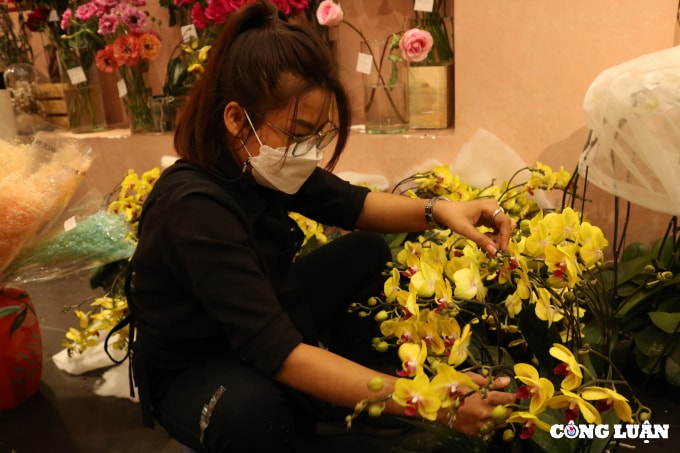 mua hoa lam qua valentine nhieu bo len toi 50 trieu dong hinh 9