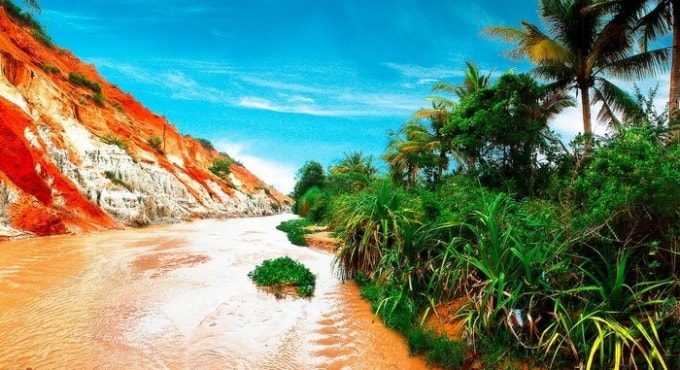 nhung con suoi dep nhat o viet nam chi ngam da me hinh 5