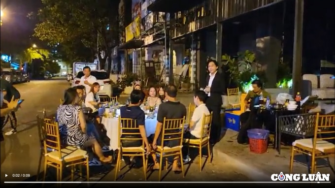 phan anh tieng on  bi de doa thanh toan ca gia dinh den danh nhau rach dau do mau hinh 1