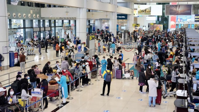 lam ro tinh trang gia ve may bay sau tet nguyen dan tang cao hinh 1