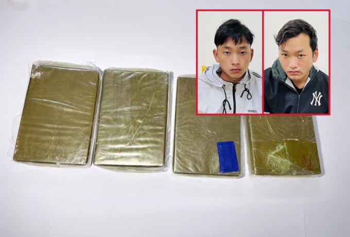 bat giu 2 anh em ruot giau 4 banh heroin trong bao tai mang di tieu thu hinh 1