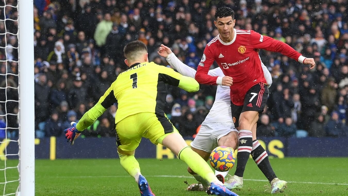 thang leeds 4 2 man utd vuon len dung thu 4 bxh ngoai hang anh hinh 2