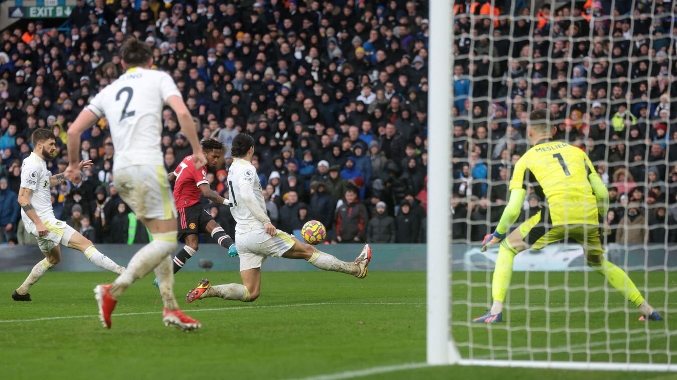 thang leeds 4 2 man utd vuon len dung thu 4 bxh ngoai hang anh hinh 7