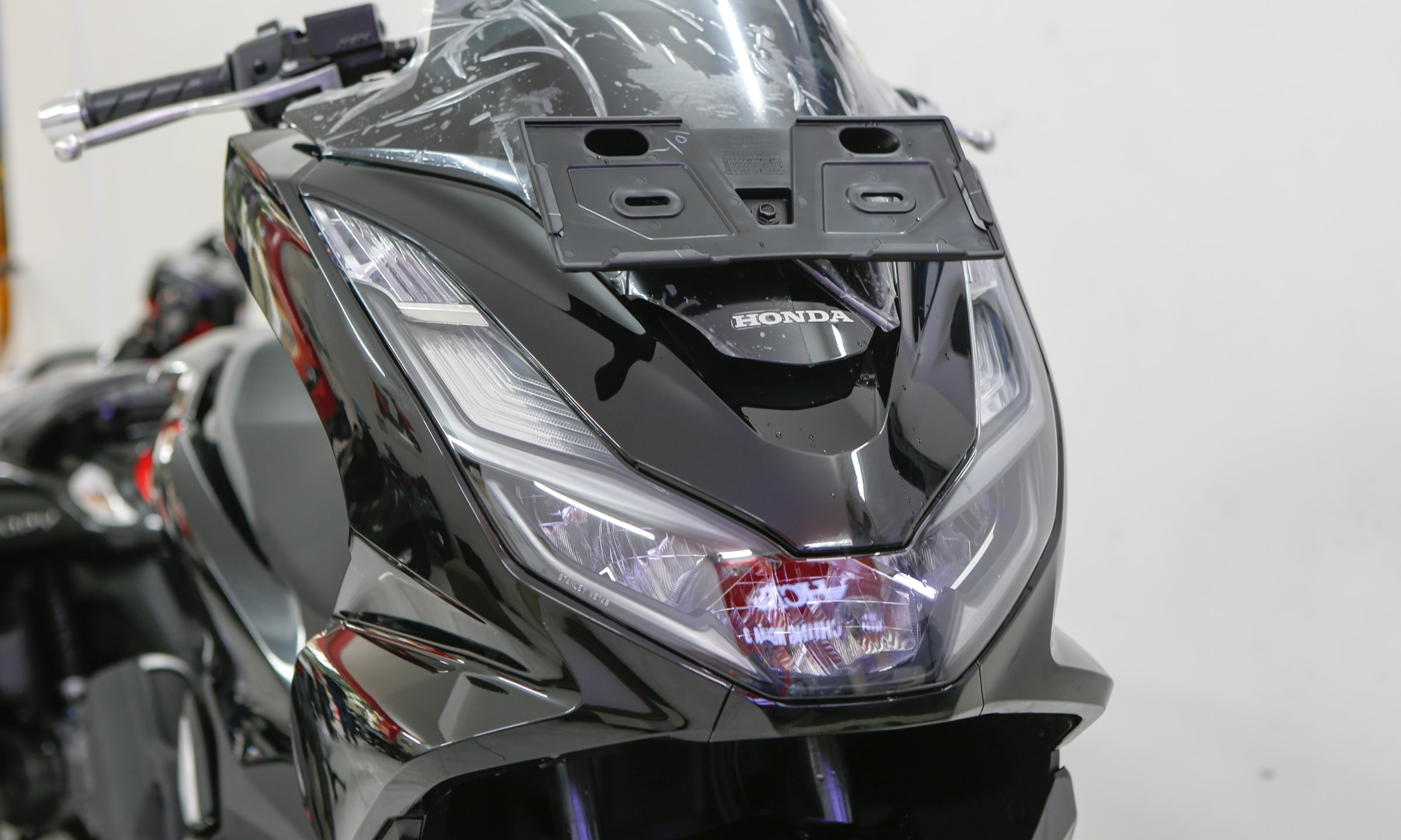 honda pcx 160 ve ha noi gia 90 trieu dong hinh 2