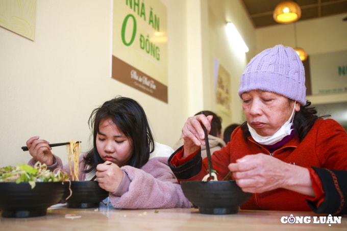 am ap quan an chay mien phi tai ha noi hinh 7