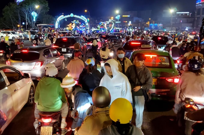 mo cua bau troi phuc hoi du lich van con nhieu viec phai lam hinh 3