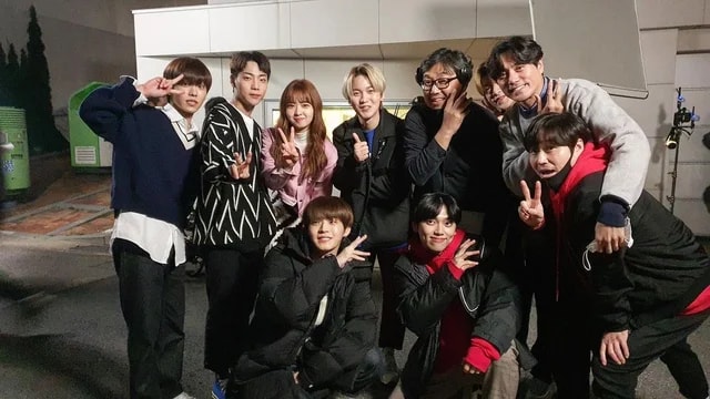 9 nhom nhac kpop tu san xuat phim ve minh hinh 9
