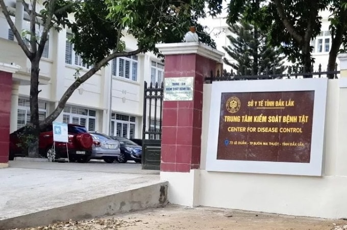 co quan dieu tra yeu cau ngan chan sao ke tai khoan giam doc cdc dak lak hinh 1