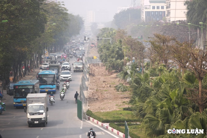 ha noi mo rong duong hoang quoc viet len 8 lan xe hinh 1