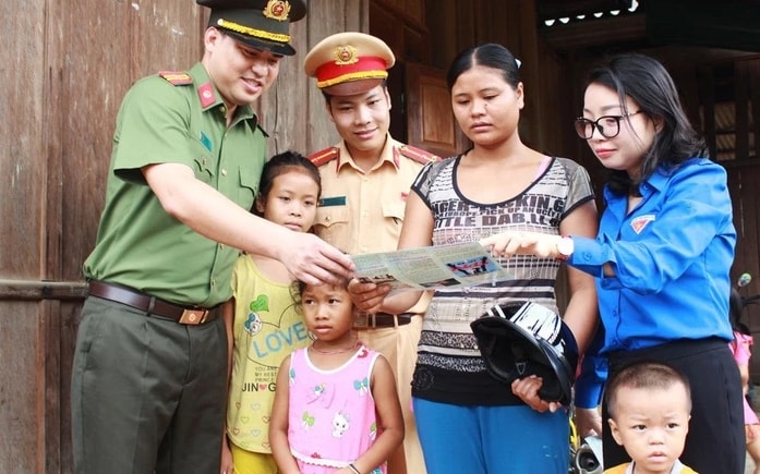 dua tin ve bao luc phu nu va tre em gai can lam su dong vien chia se chan thanh hinh 2