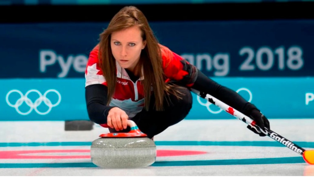 nhan sac xinh dep cua vdv curling nguoi canada rachel homan hinh 2