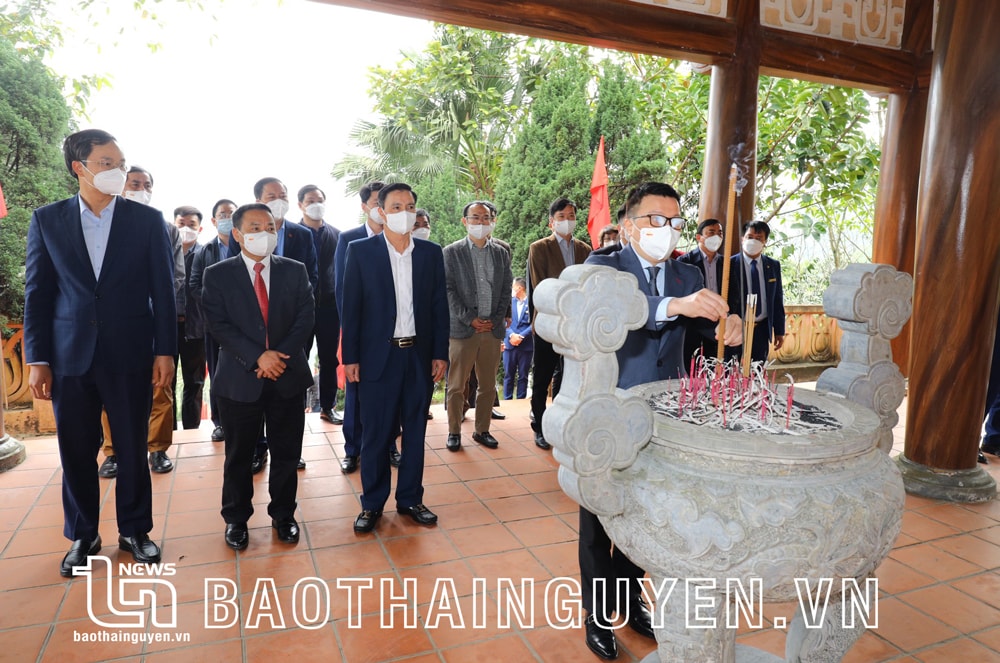 bao nhan dan voi chuyen hanh trinh ve nguon tai dinh hoa tinh thai nguyen hinh 1