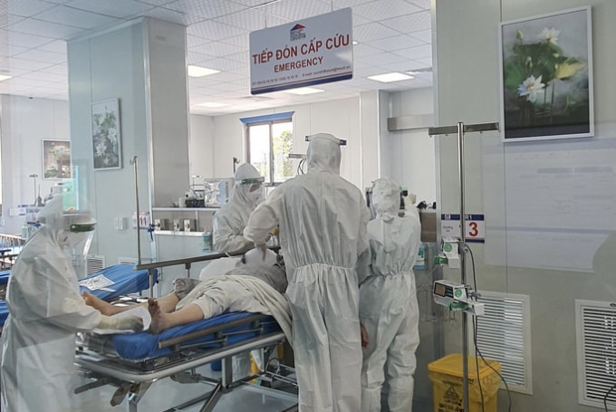 bi thu ha noi yeu cau nang cap he thong dieu tri o tang cao khi f0 tang manh hinh 1