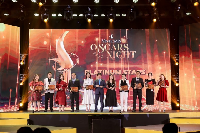 vinhomes oscars night vinh danh nhung dai ly bat dong san xuat sac nhat khu vuc ha noi hinh 2
