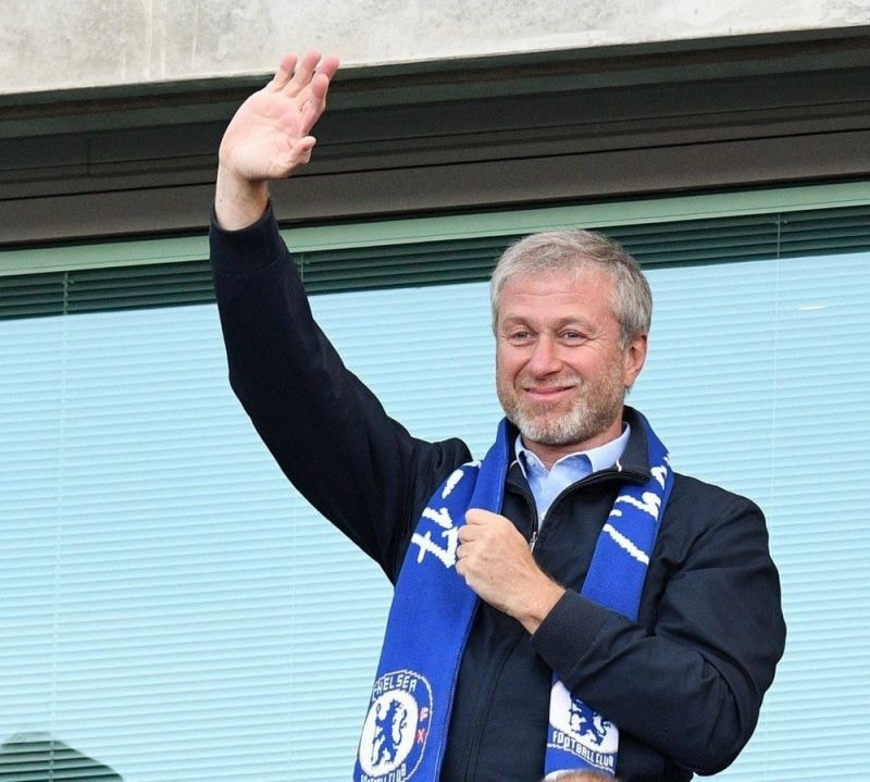 ty phu abramovich bi phong toa tai san het cua rao ban chelsea hinh 1