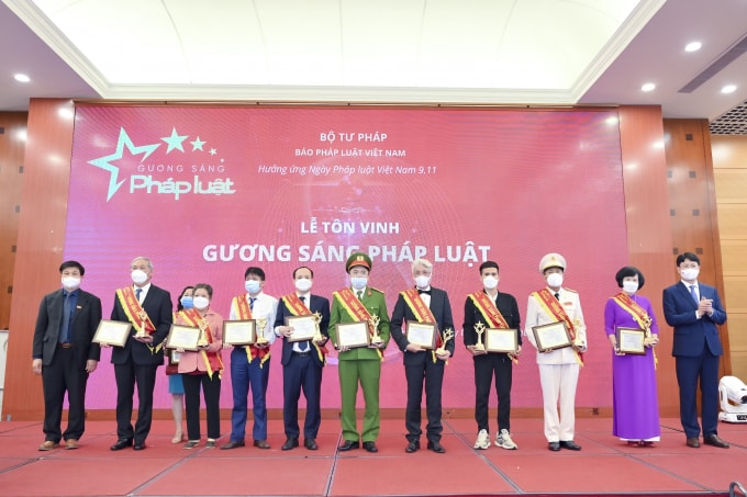 co vu lan toa tinh than thuong ton phap luat hinh 1