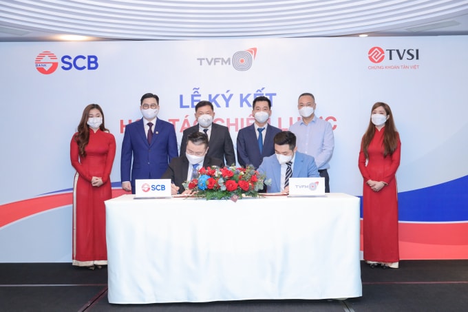 scb ky thoa thuan hop tac voi tvfm hinh 1