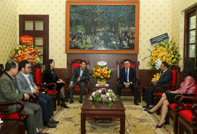 hoi nha bao viet nam chuc mung bao nhan dan nhan ky niem 71 nam ngay ra so bao dau tien hinh 1