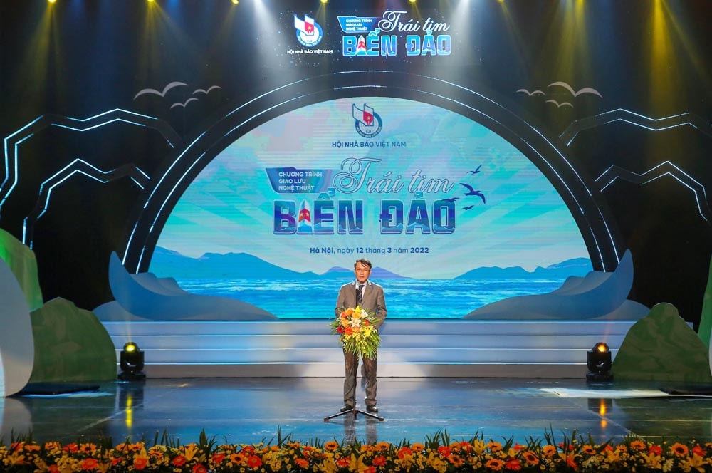 chuong trinh giao luu nghe thuat trai tim bien dao nhan len niem tu hao ve tinh yeu bien dao que huong hinh 2