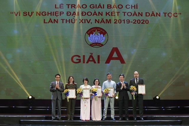 giai bao chi vi su nghiep dai doan ket toan dan toc day manh truyen thong tao suc lan toa manh me hinh 2