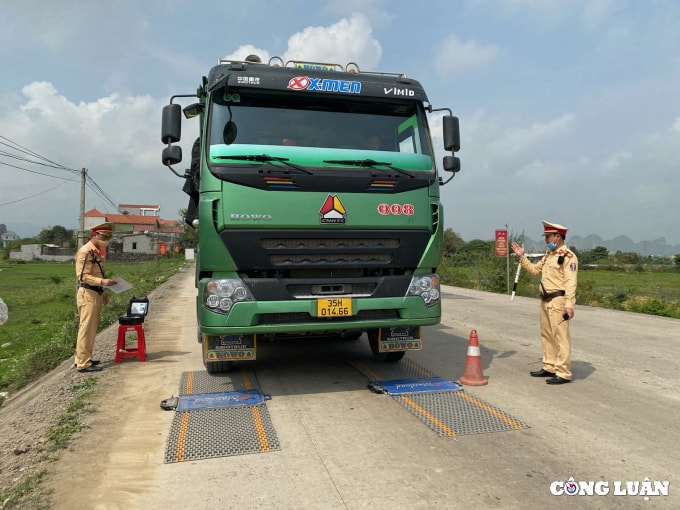 ninh binh ra quan quyet liet xu ly tinh trang xe qua kho qua tai hinh 1