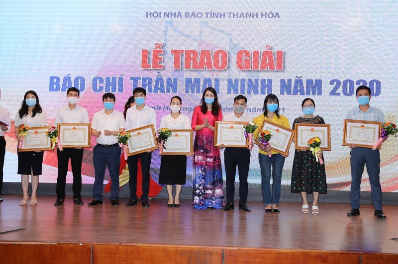 giai thuong bao chi tran mai ninh se nhan tac pham den ngay 30 3 2022 hinh 1
