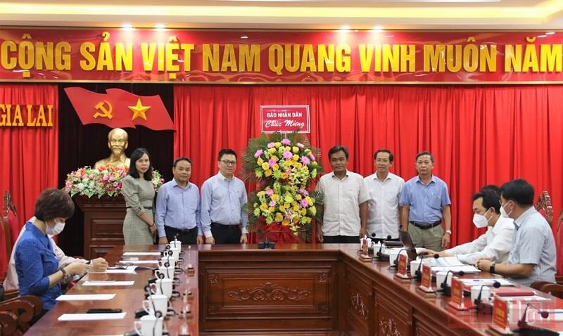 se tang cuong ho tro hoi nha bao tinh co quan bao chi dia phuong cac hoat dong trao doi thong tin nghiep vu hinh 2