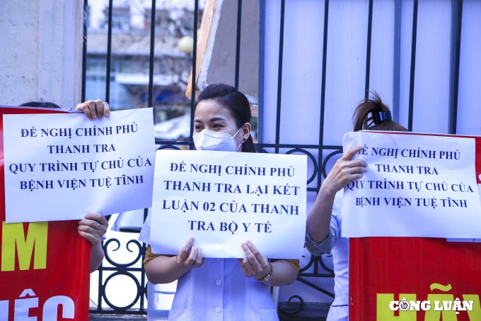 ha noi gan 70 nhan vien y te benh vien tue tinh lai xuong duong cau cuu hinh 8
